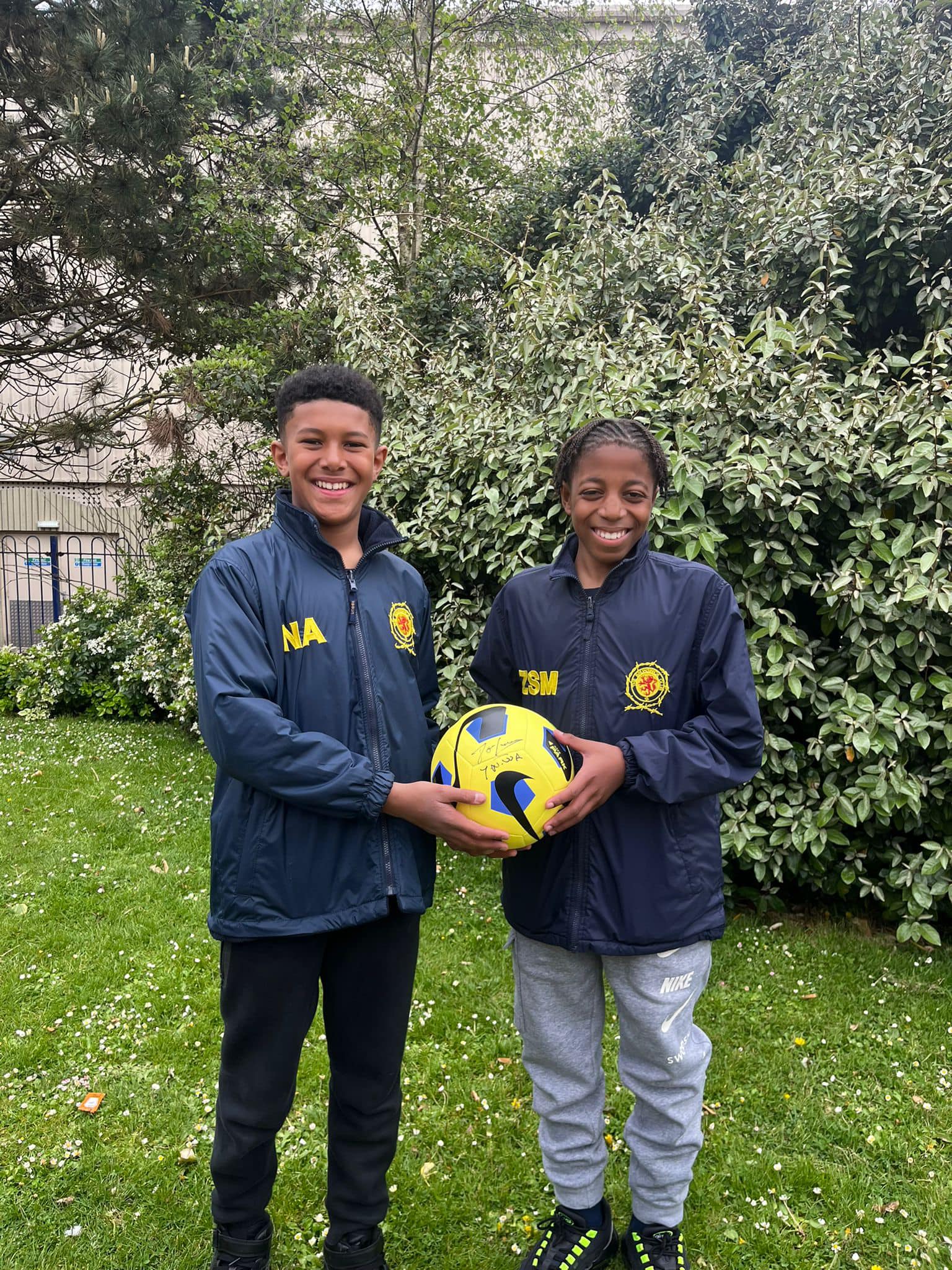 438302304 780399287527173 1124832911442170314 n